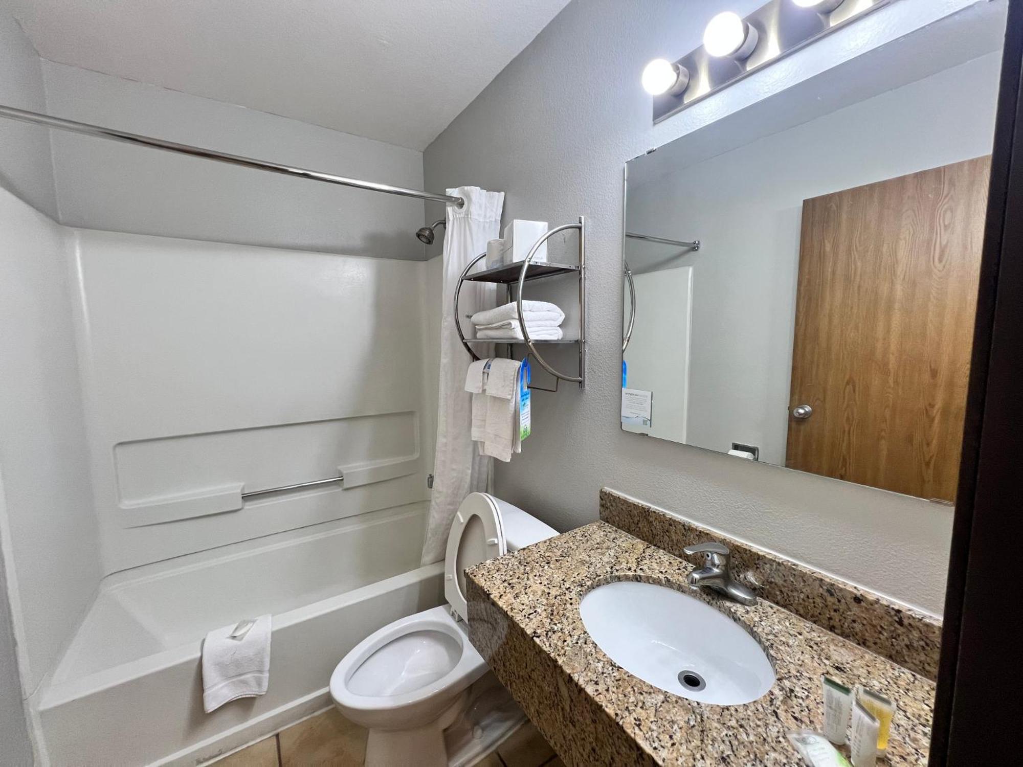 Antelope Inn & Suites Clearfield Εξωτερικό φωτογραφία